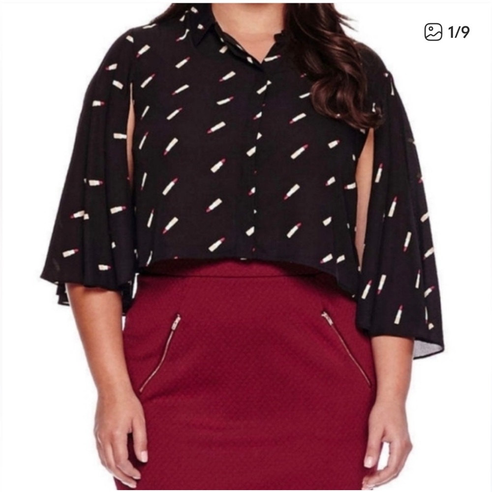 Ashley Nell Nipton lipstick print cape crop blouse 2X button up EUC
